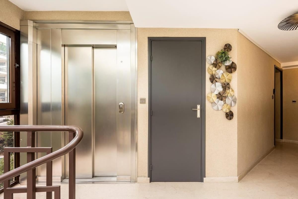 Mi Casa Tu Casa - Pg Apartman Cannes Kültér fotó