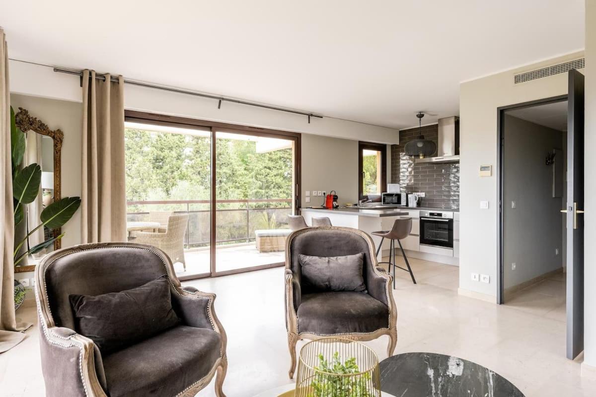 Mi Casa Tu Casa - Pg Apartman Cannes Kültér fotó