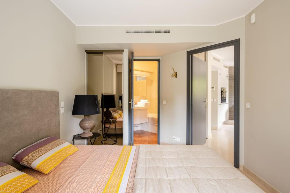 Mi Casa Tu Casa - Pg Apartman Cannes Kültér fotó