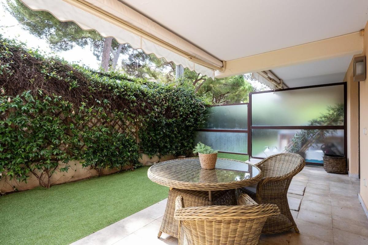 Mi Casa Tu Casa - Pg Apartman Cannes Kültér fotó