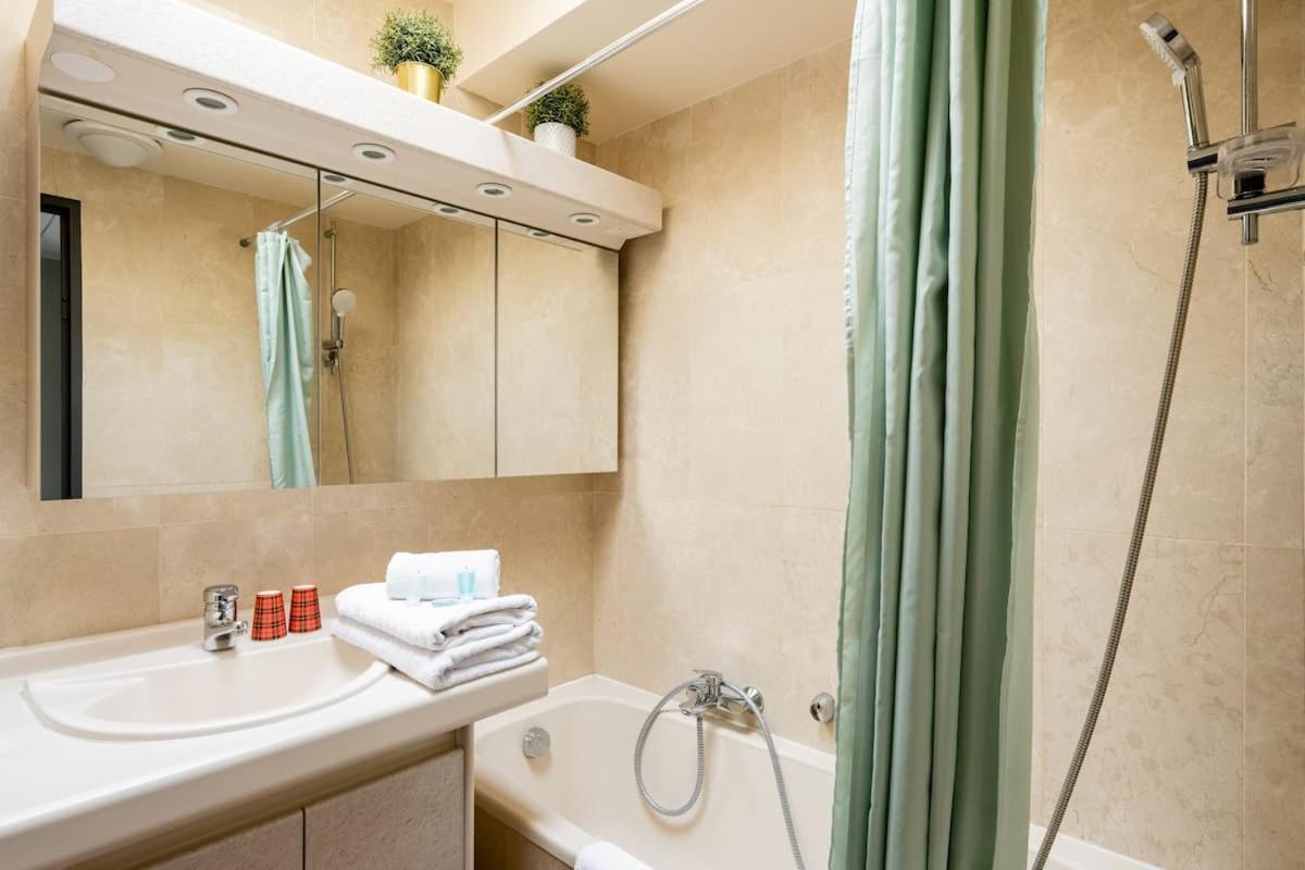 Mi Casa Tu Casa - Pg Apartman Cannes Kültér fotó